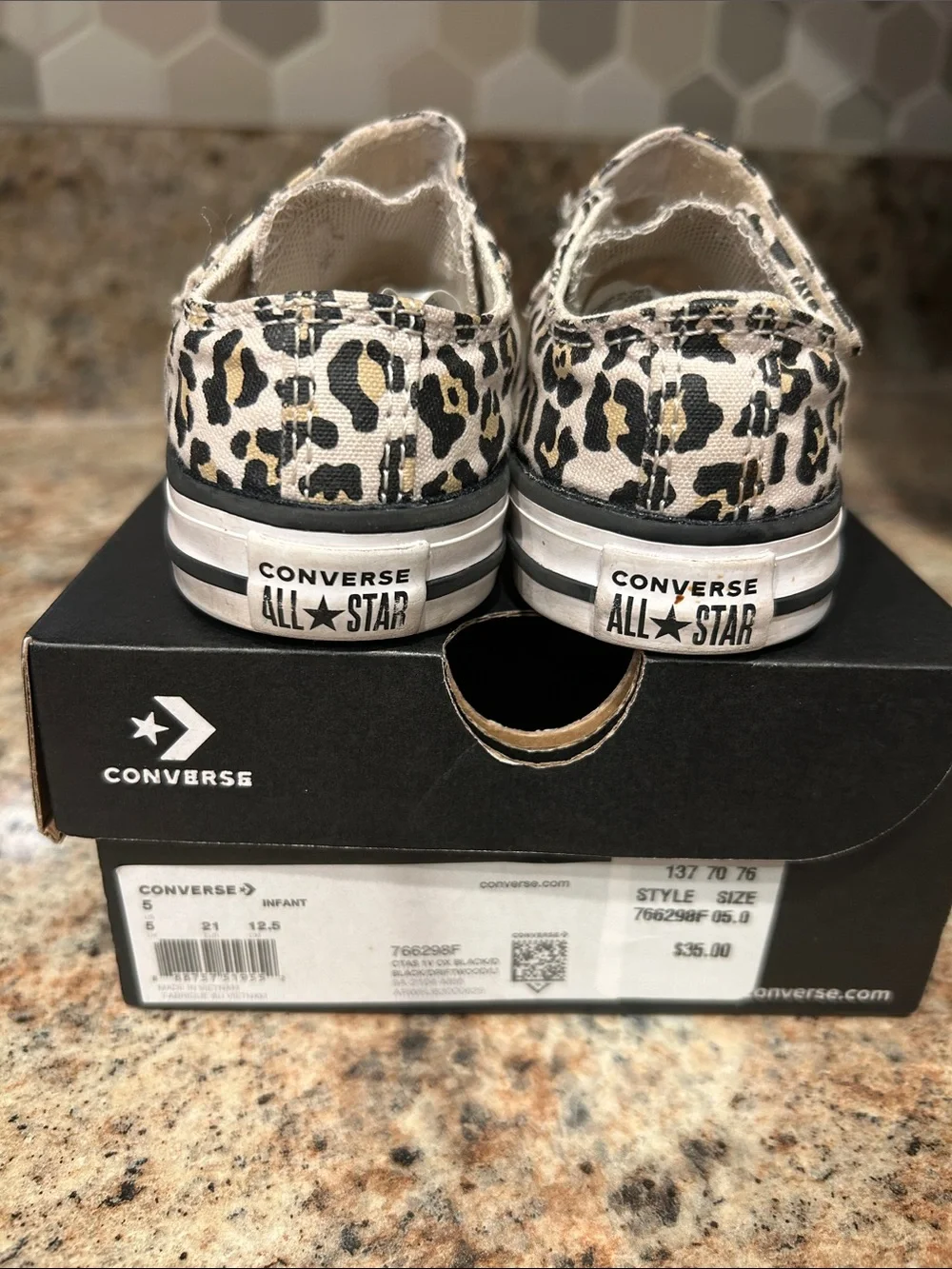 Converse infant size 5 Leopard Print shoes w/ box